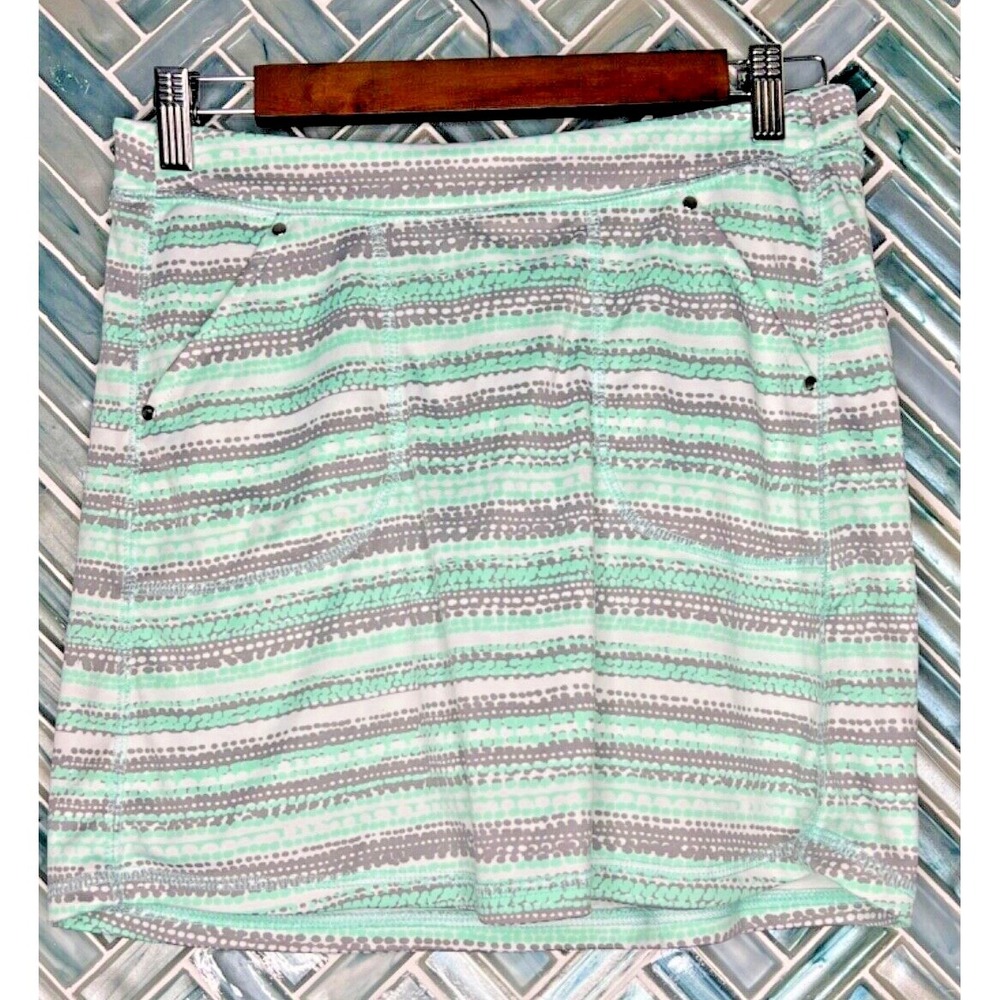 PGA TOUR Golf Skort Women's Small Dri Fit Skirt Skirt Gray White Green Striped